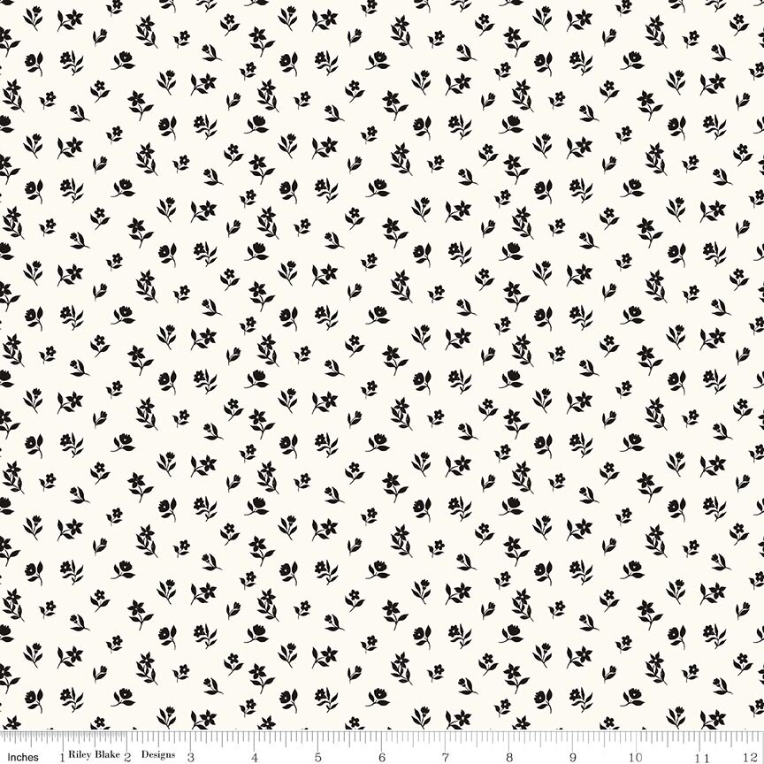 Moonlit Trellis Flower Toss Cloud Fat Quarter